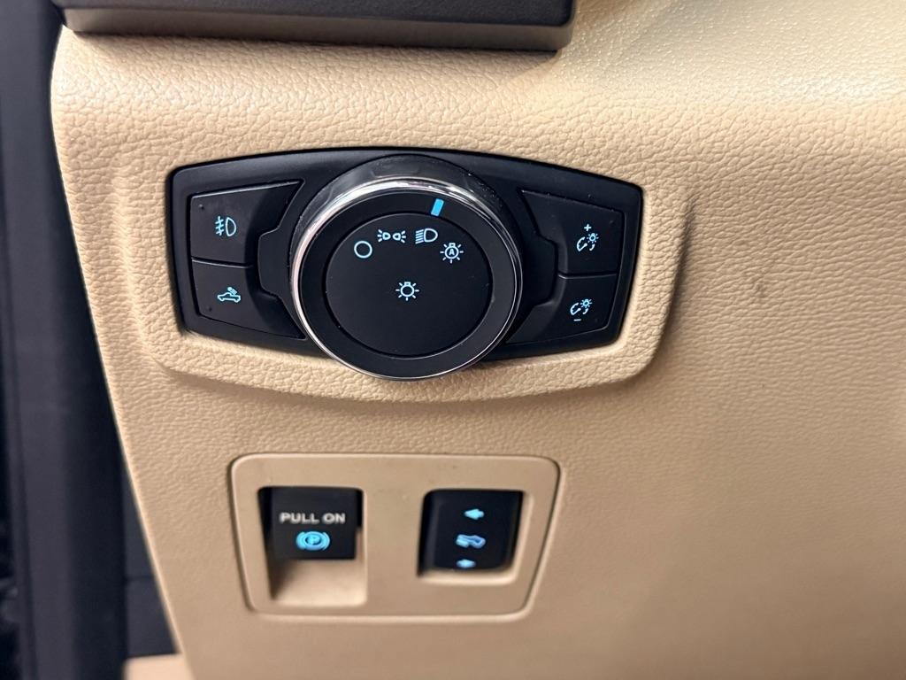 Ford F-150  2015