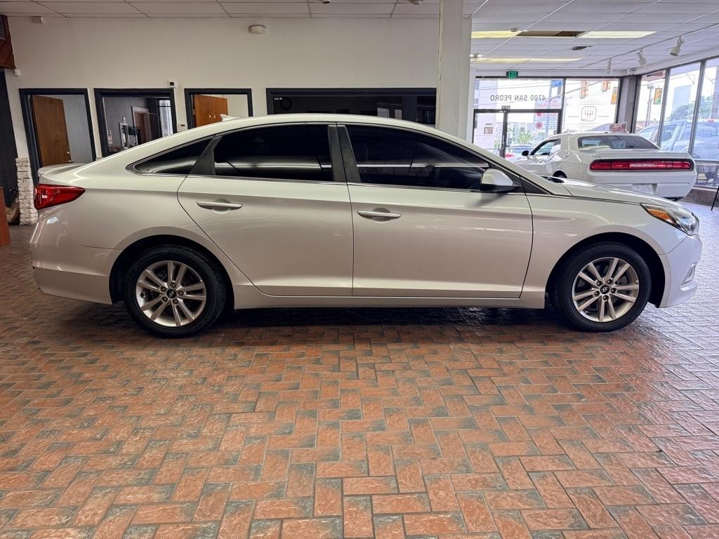 Hyundai Sonata  2016