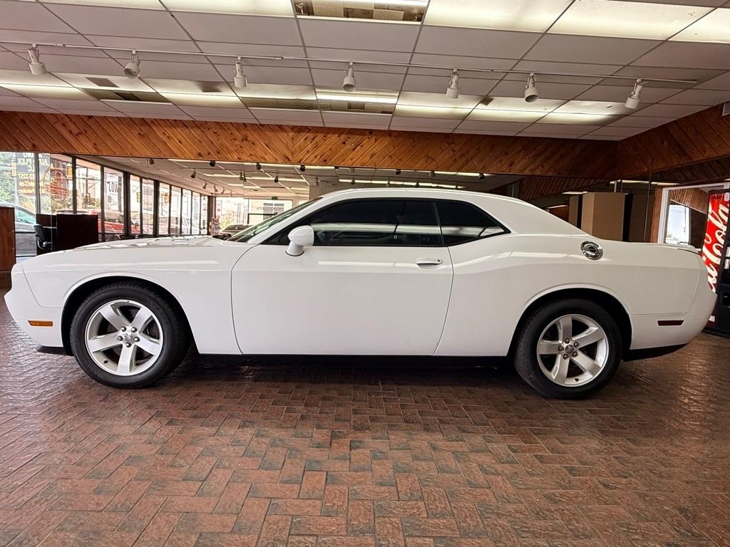 Dodge Challenger  2012