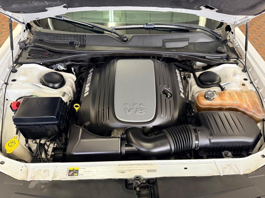 Dodge Challenger  2012