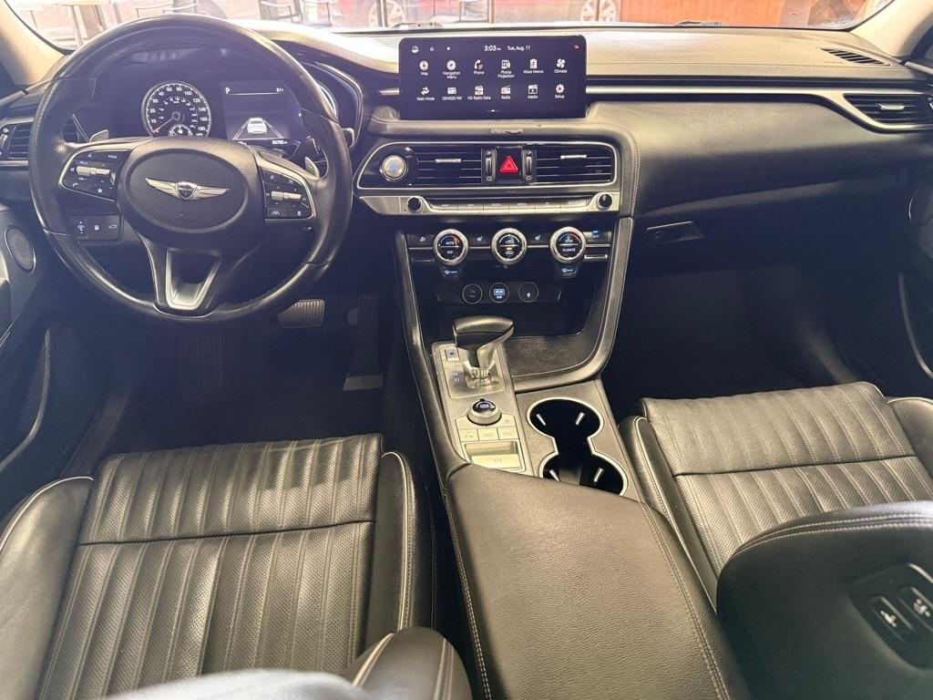 Genesis G70  2022