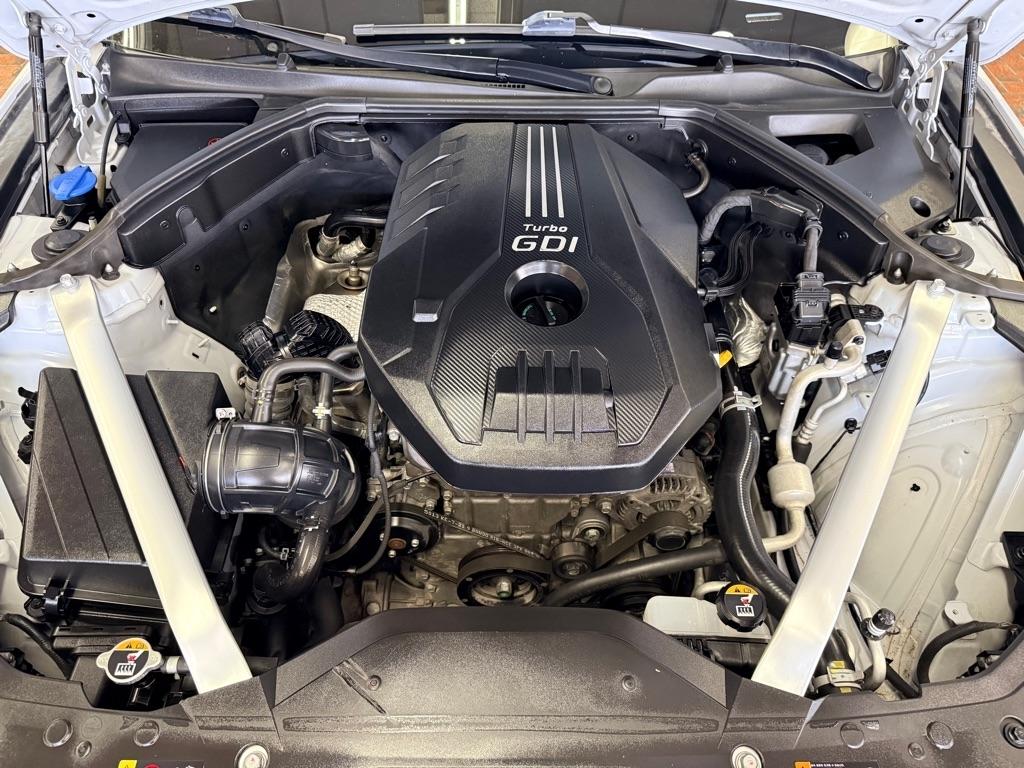 Genesis G70  2022