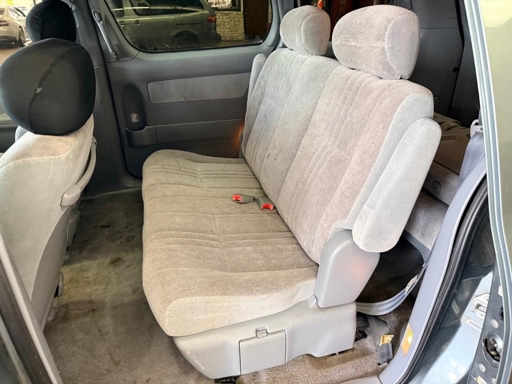 Toyota Sienna  2000