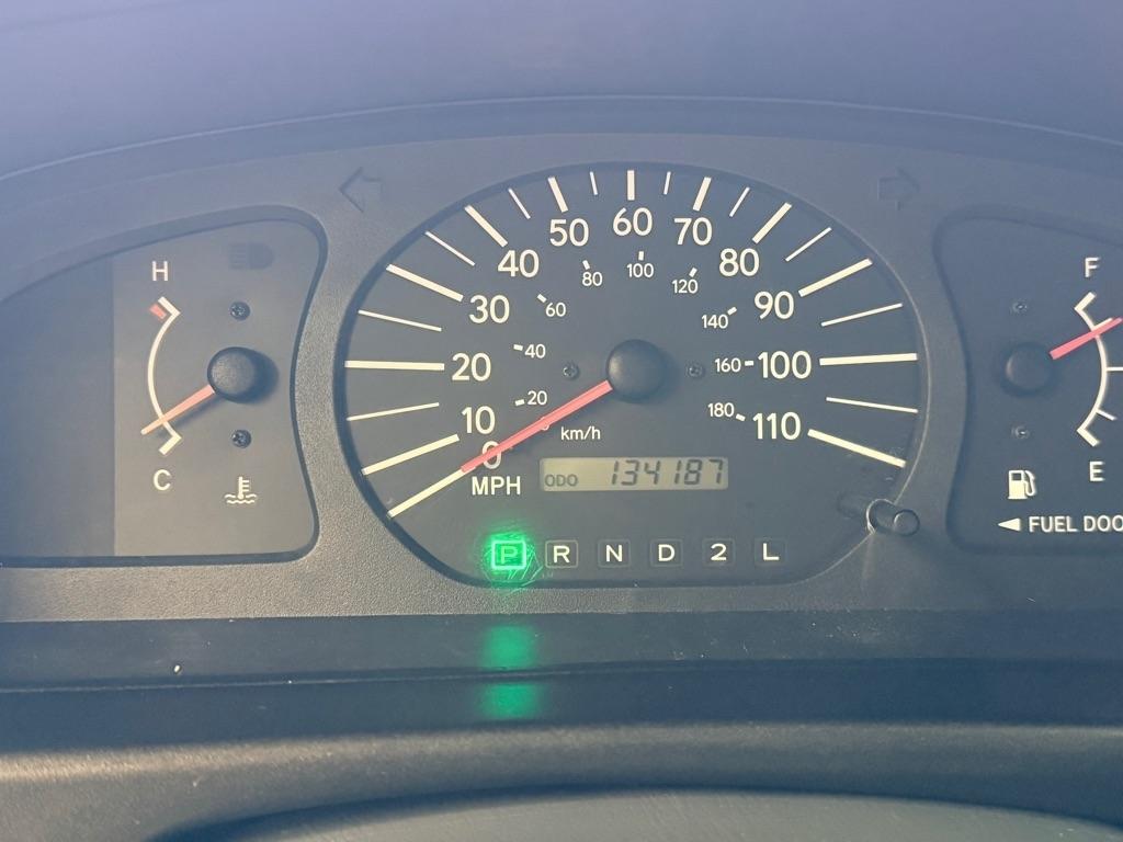 Toyota Sienna  2000