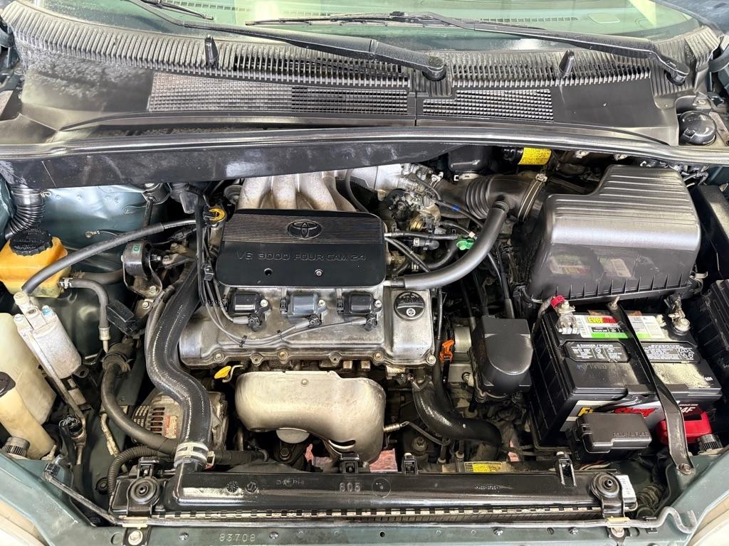 Toyota Sienna  2000