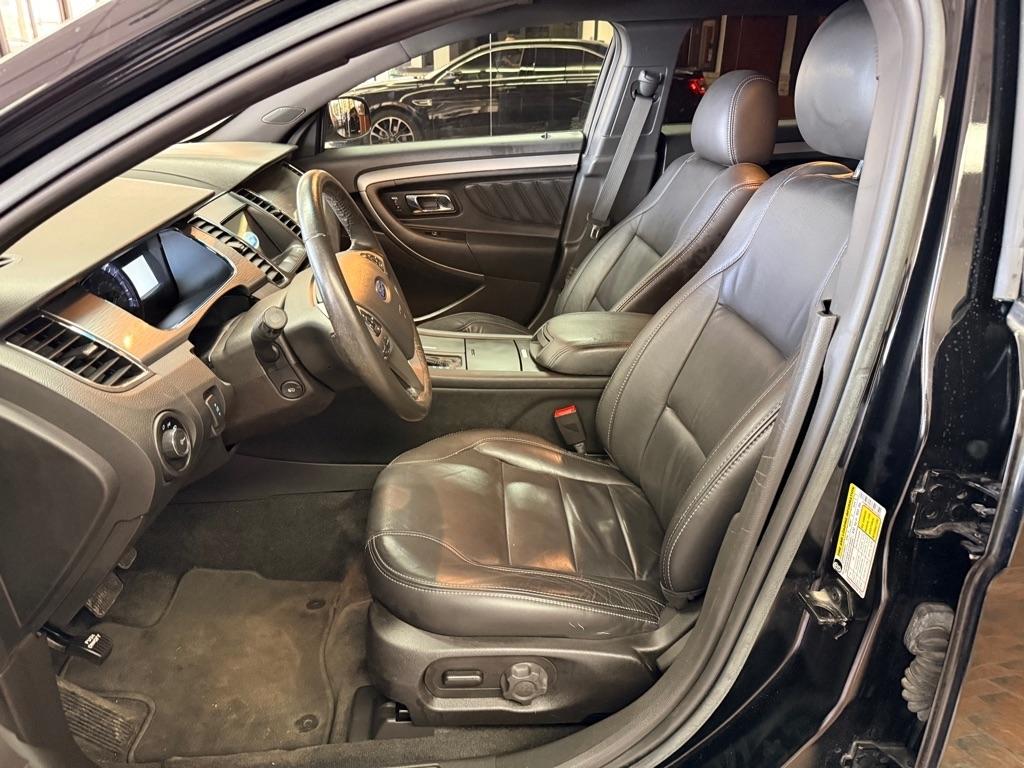 Ford Taurus  2017