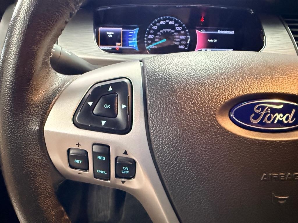 Ford Taurus  2017