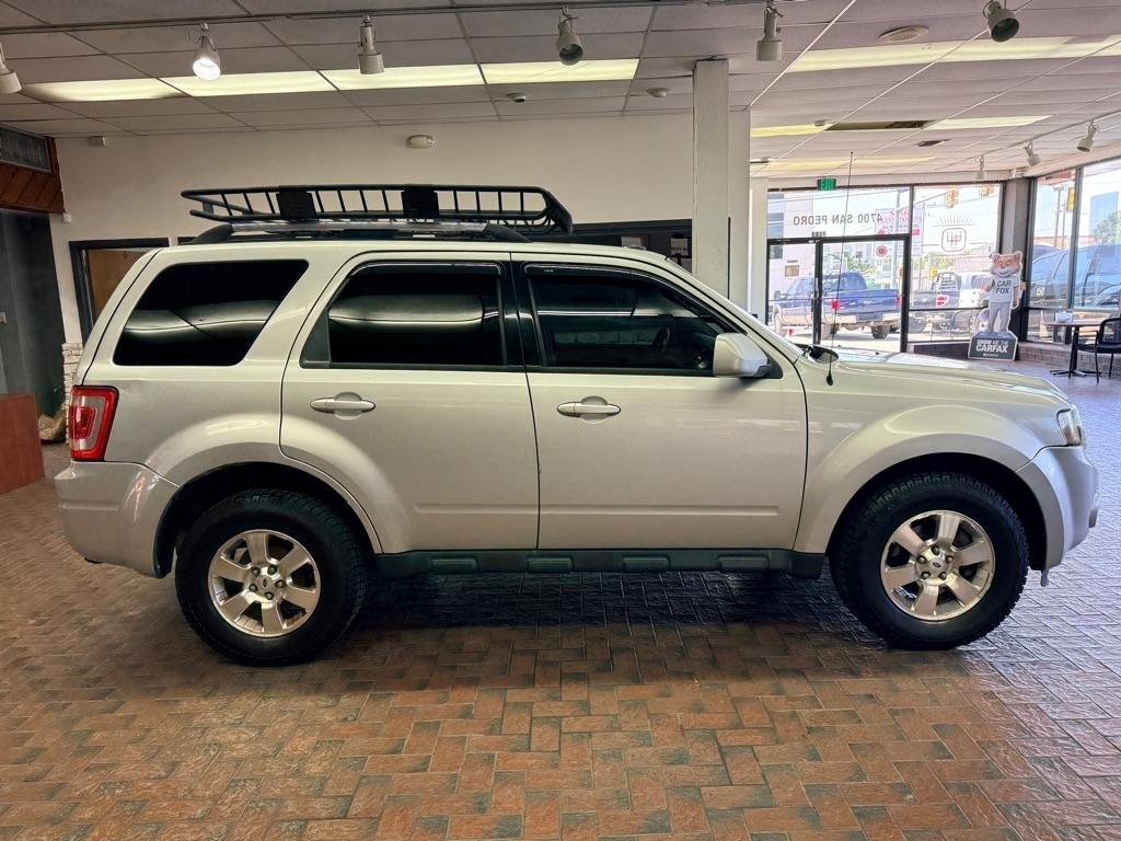 Ford Escape  2011