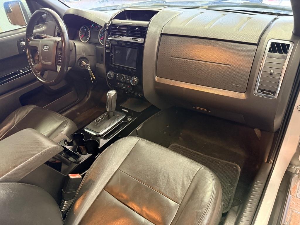 Ford Escape  2011