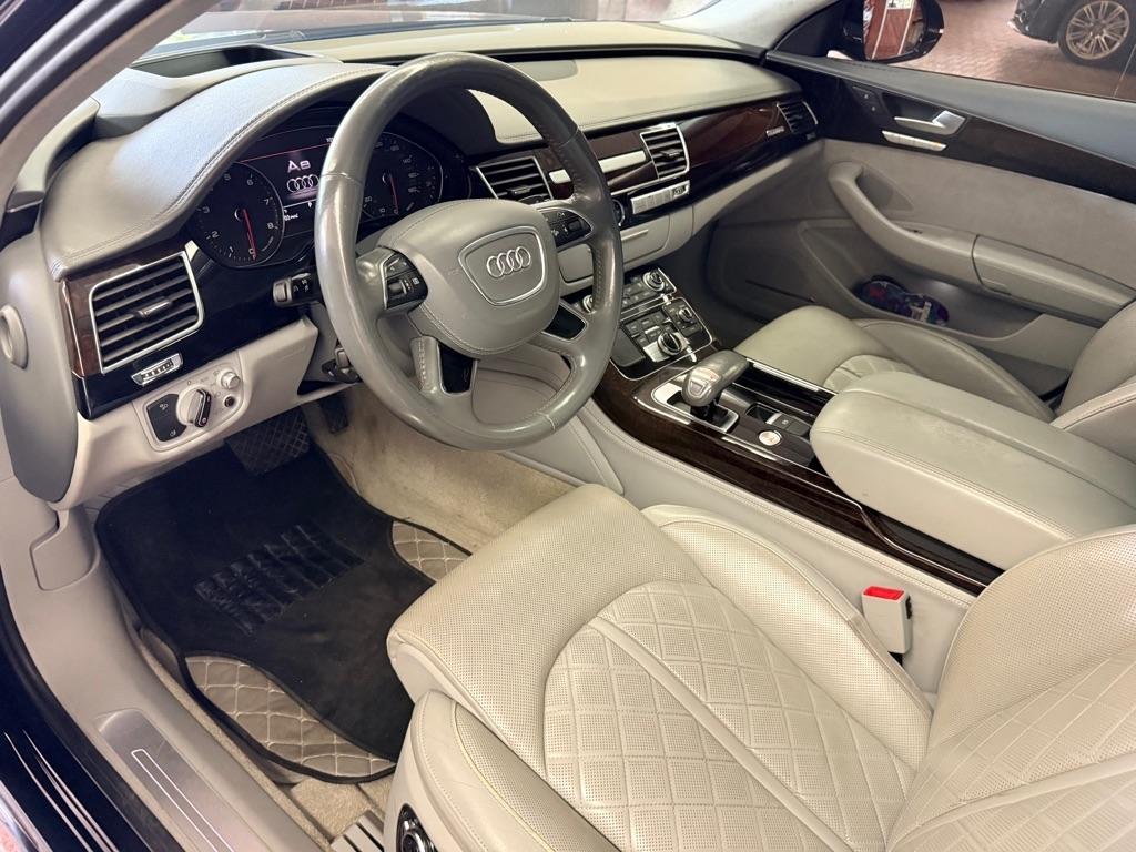 Audi A8  2016