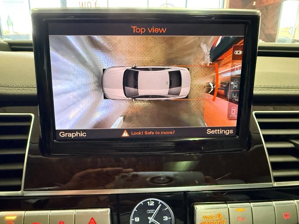 Audi A8  2016