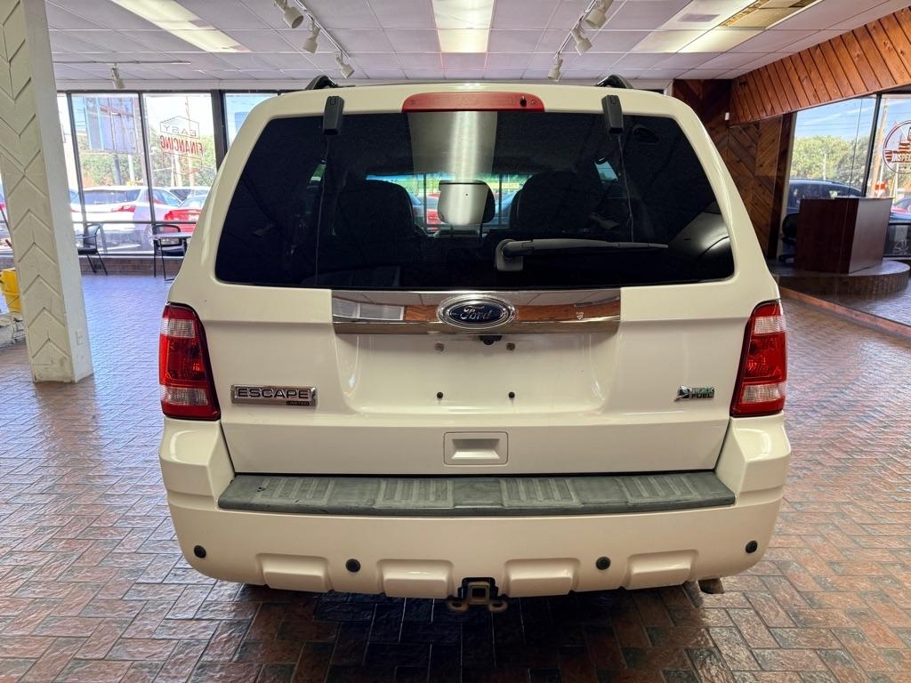 Ford Escape  2010