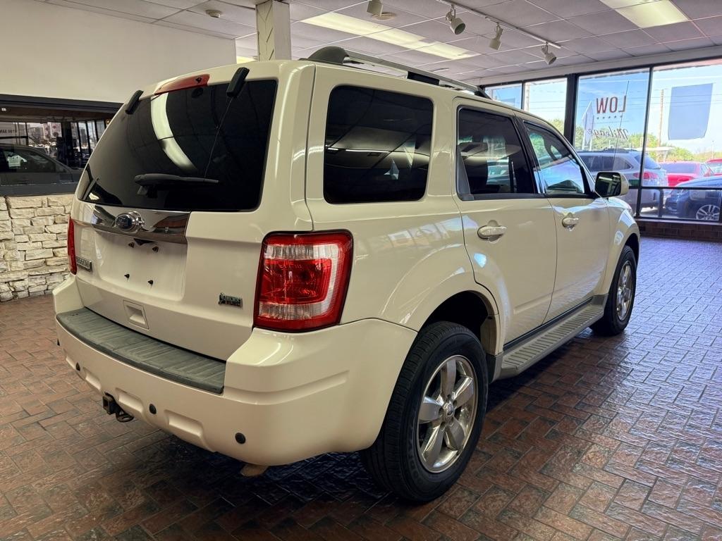 Ford Escape  2010