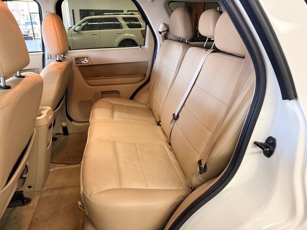 Ford Escape  2010