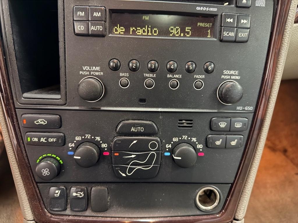 Volvo S60 photo 21