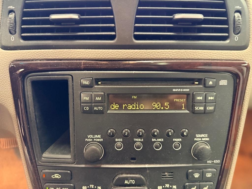Volvo S60 photo 22