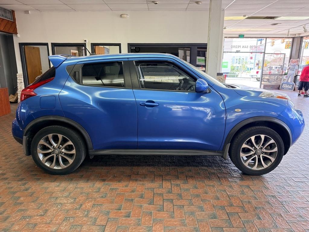 Nissan Juke  2011