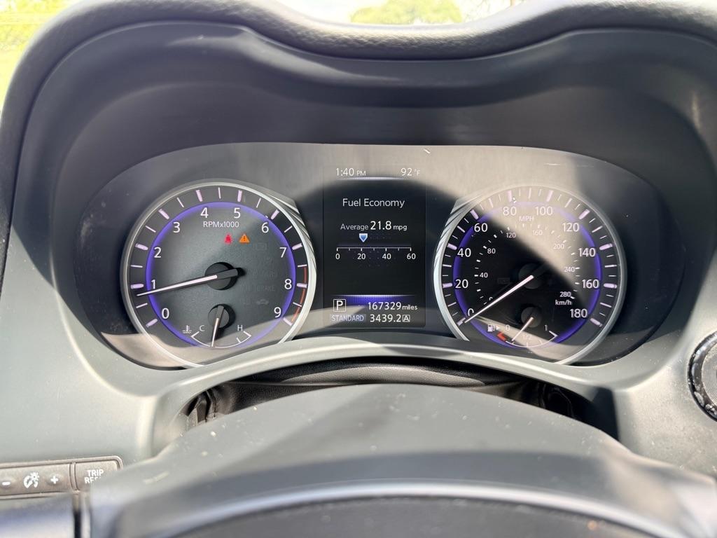 Infiniti Q50 photo 21