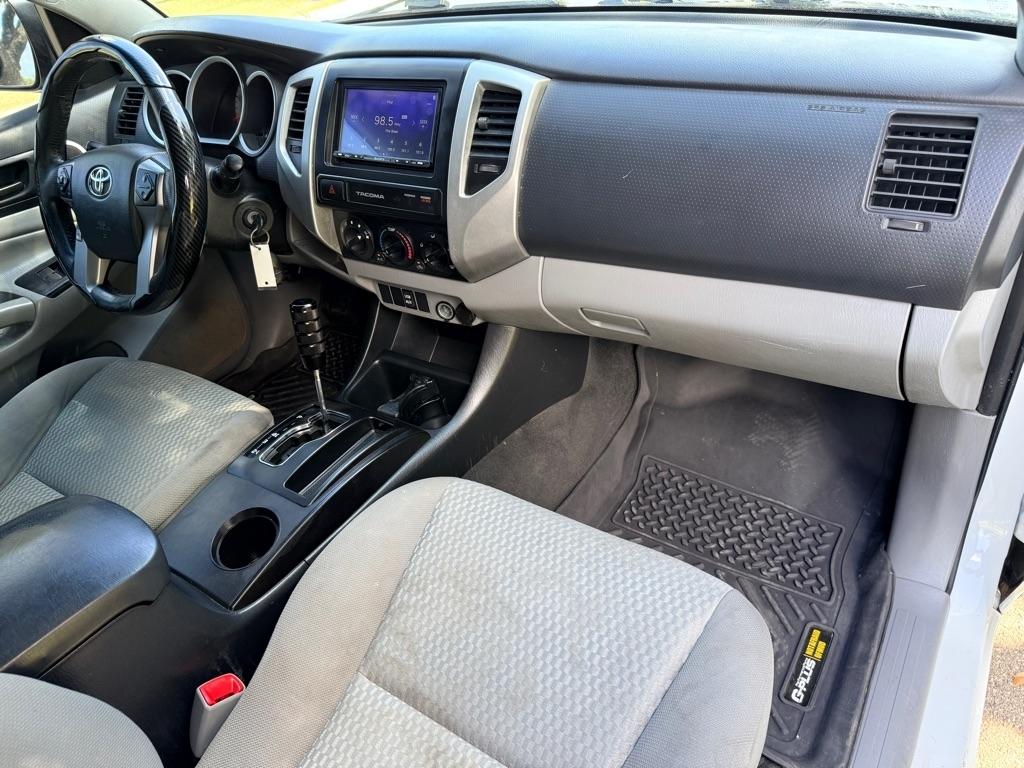 Toyota Tacoma  2015