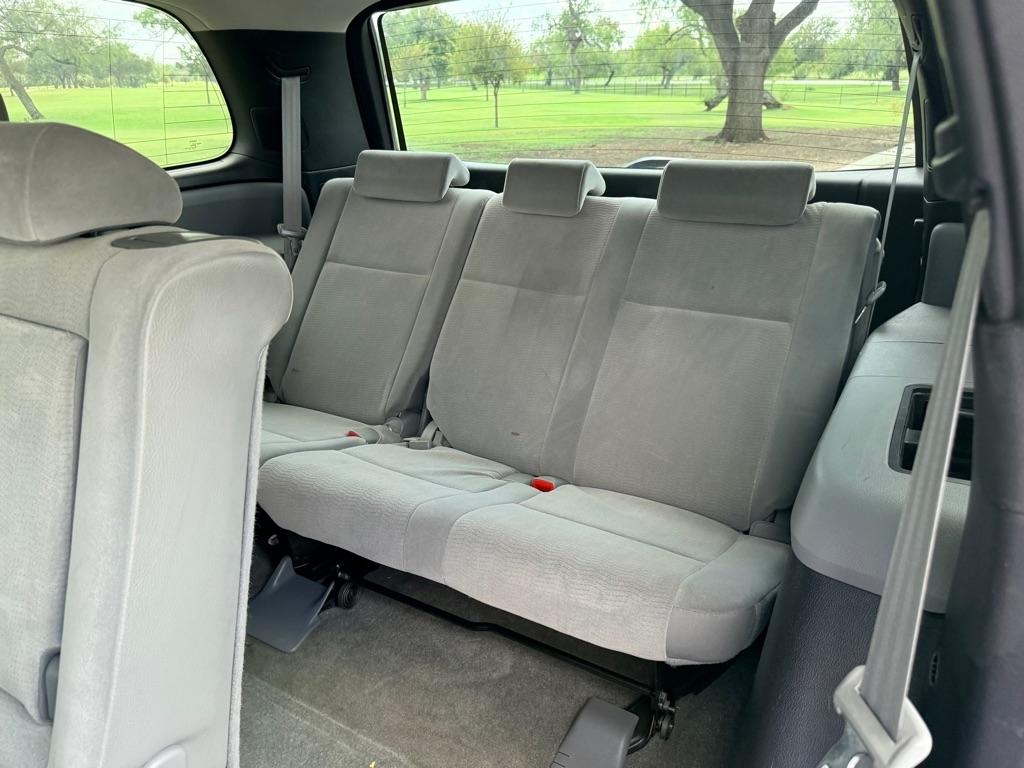 Toyota Sequoia photo 12