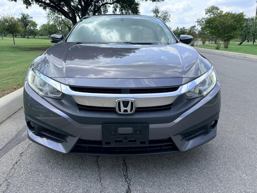 Honda Civic photo 2
