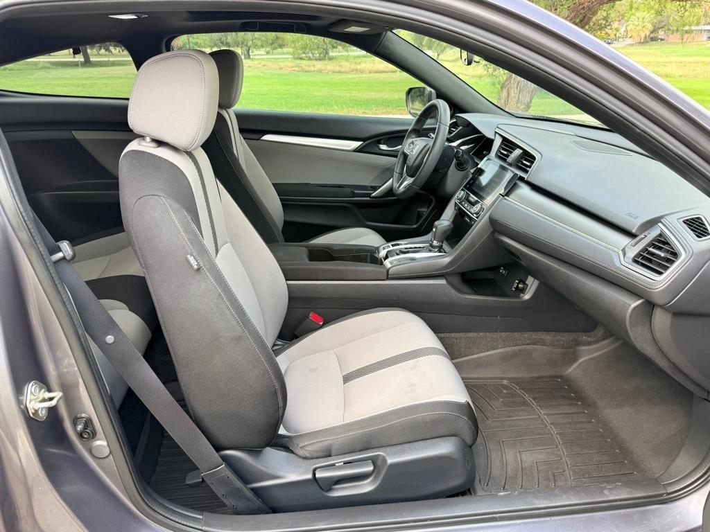 Honda Civic photo 12