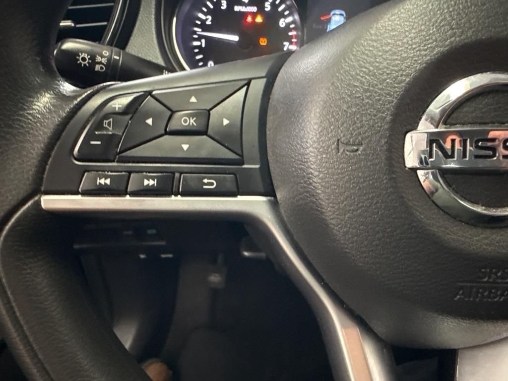Nissan Rogue photo 15
