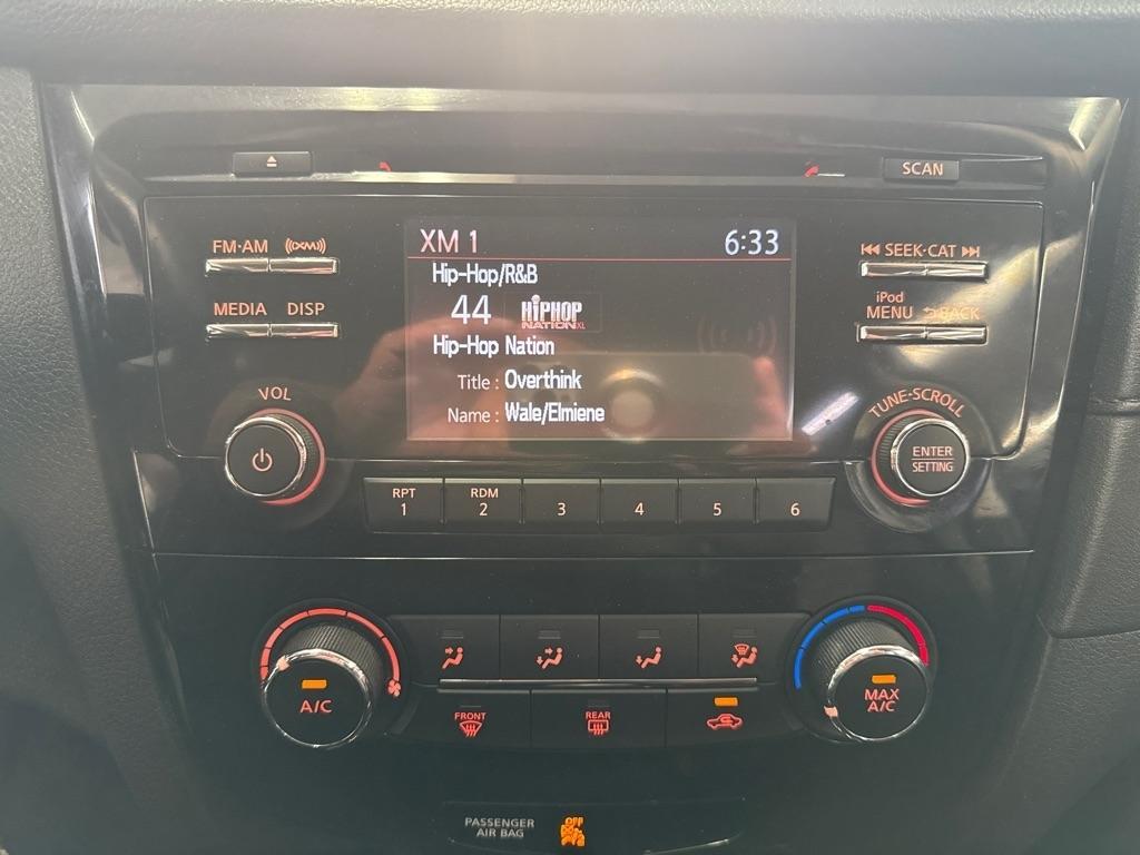 Nissan Rogue photo 19