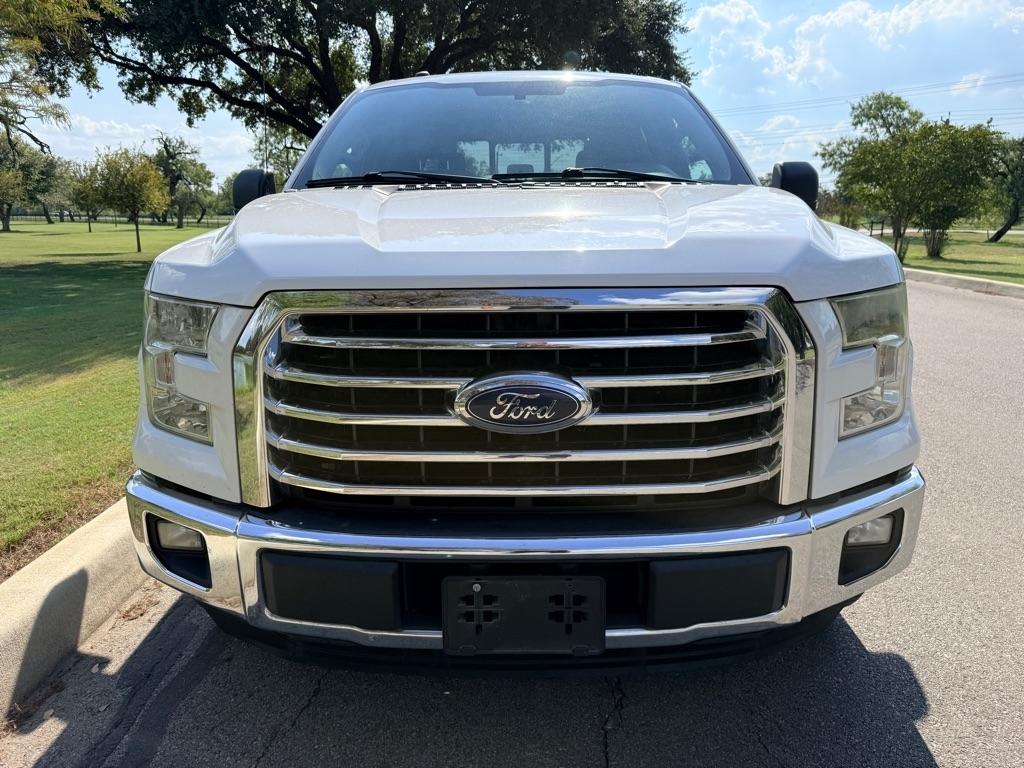 Ford F-150 photo 2