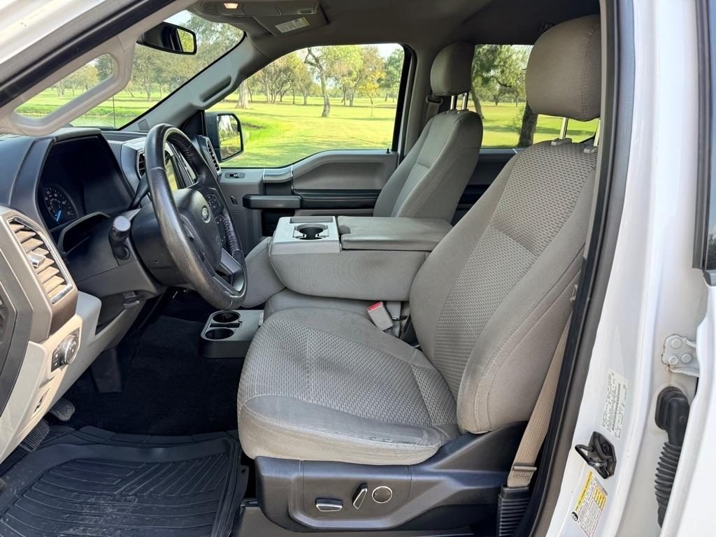 Ford F-150 photo 9