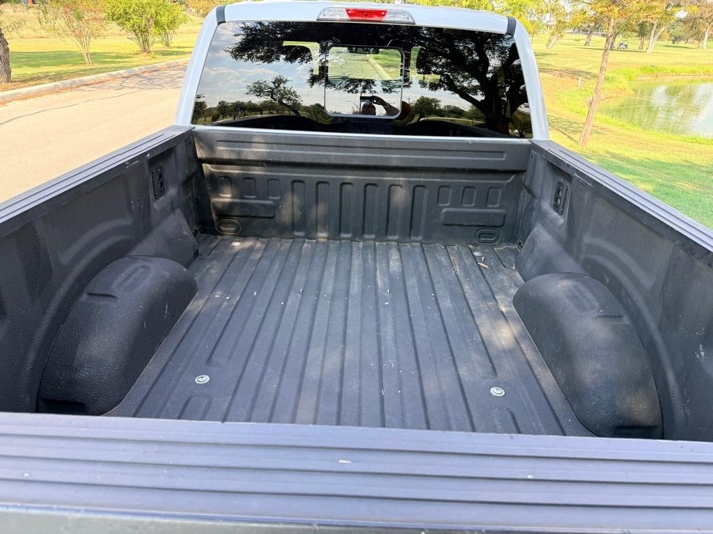 Ford F-150 photo 11