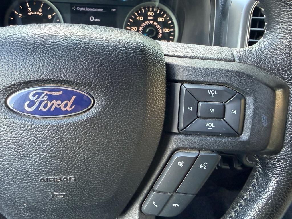 Ford F-150 photo 16