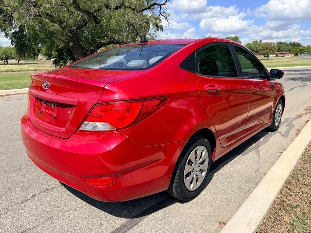 Hyundai Accent SE 2016