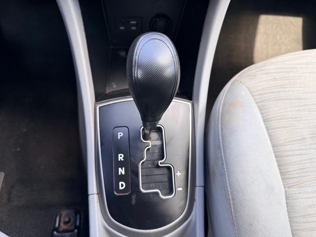 Hyundai Accent SE 2016