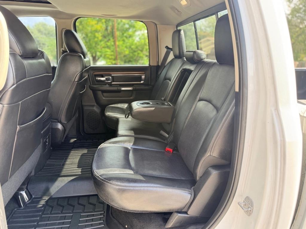 RAM 1500 Laramie 2015