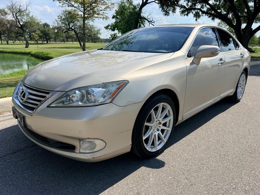Lexus ES 350  2011