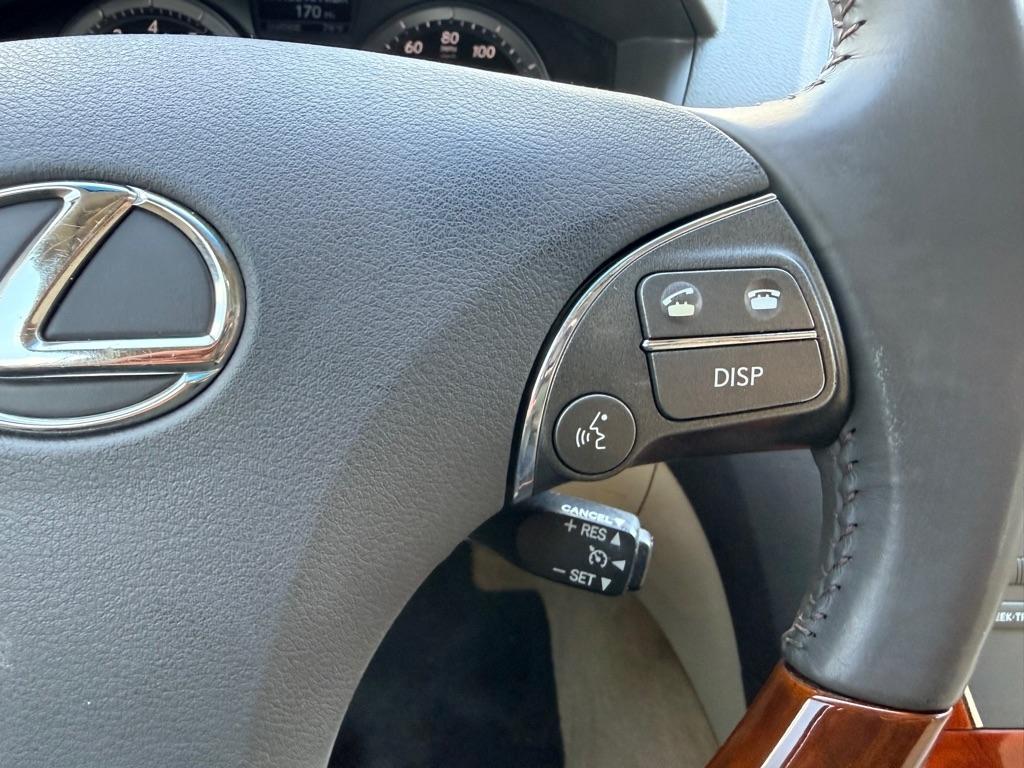 Lexus ES 350  2011