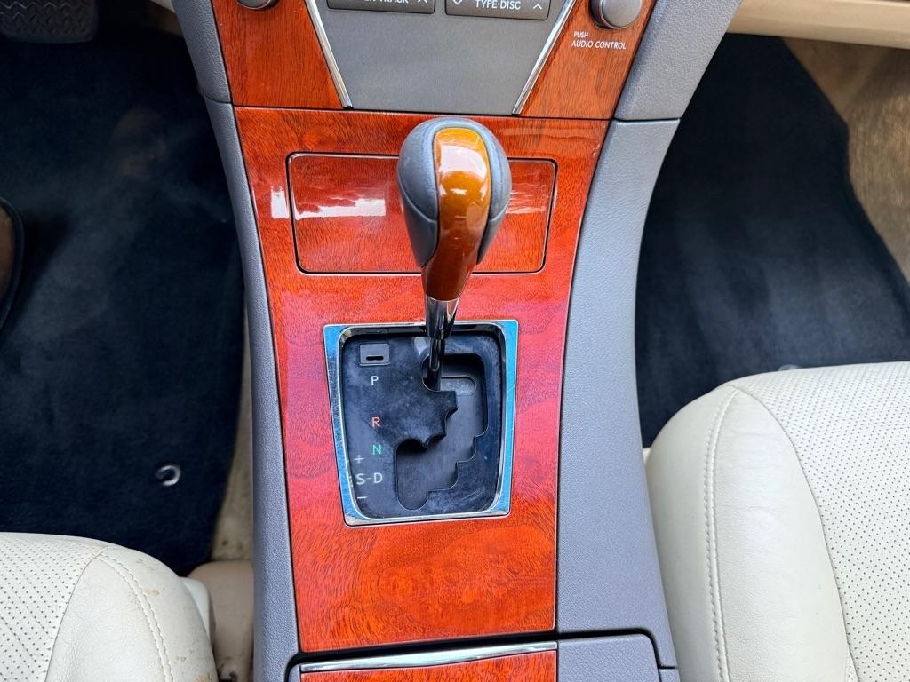 Lexus ES 350  2011