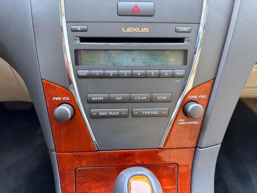 Lexus ES 350  2011