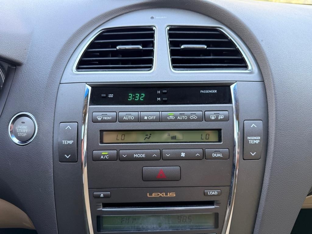Lexus ES 350  2011