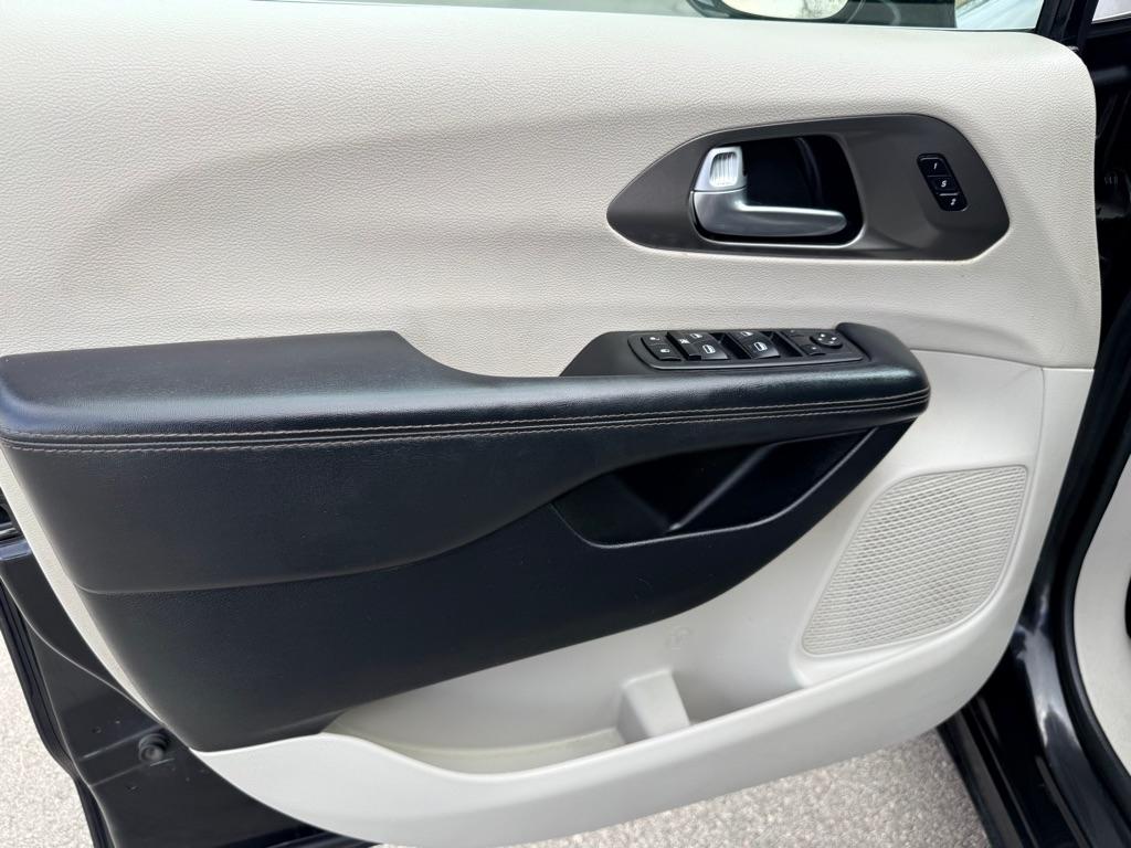 Chrysler Pacifica  2020