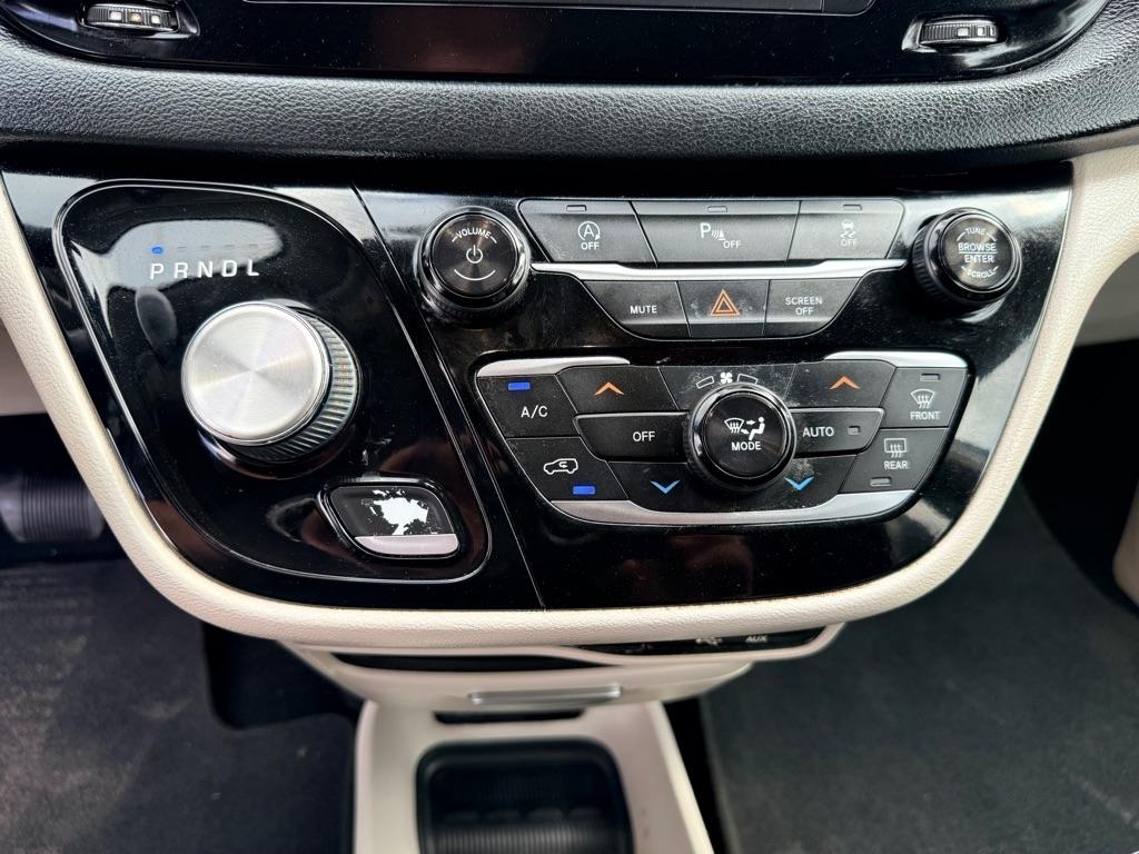 Chrysler Pacifica  2020