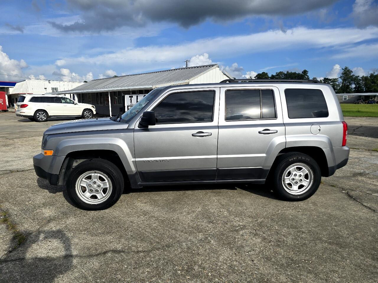 Jeep Patriot Sport 2WD 2016 Jeep Patriot Sport 2WD 2016