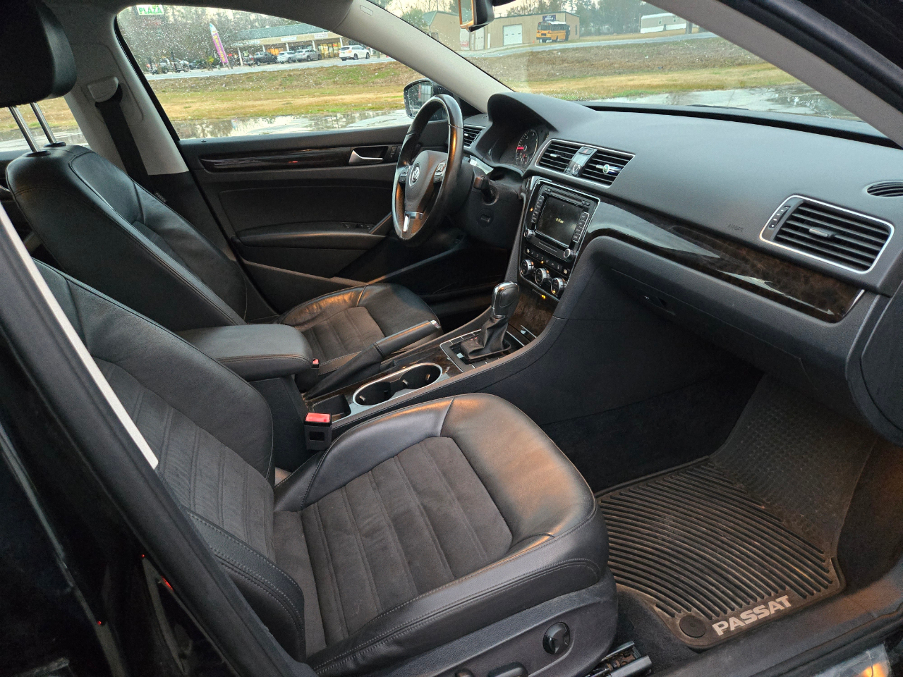 Volkswagen Passat 2.0L TDI SE AT 2014