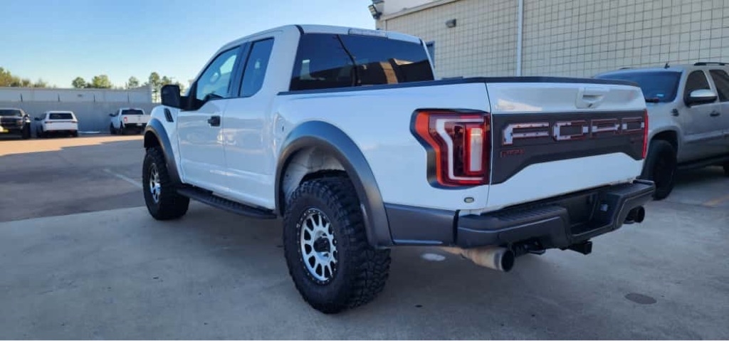 Ford F-150 Raptor SuperCab 4WD 2019