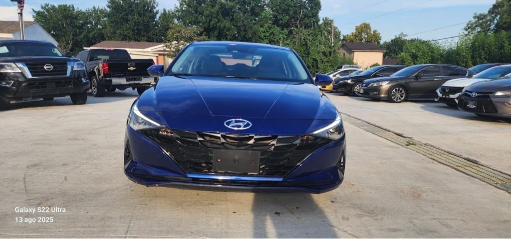 Hyundai Elantra SEL 2023