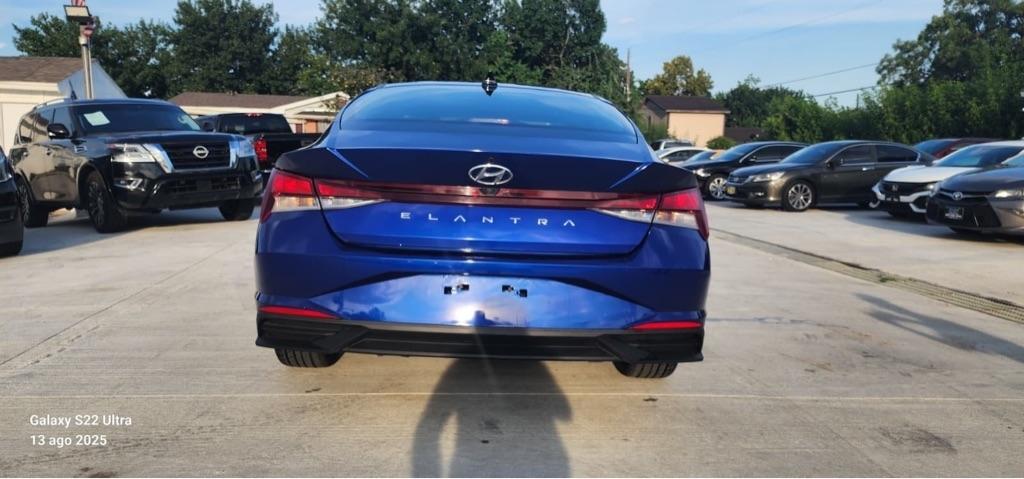 Hyundai Elantra SEL 2023