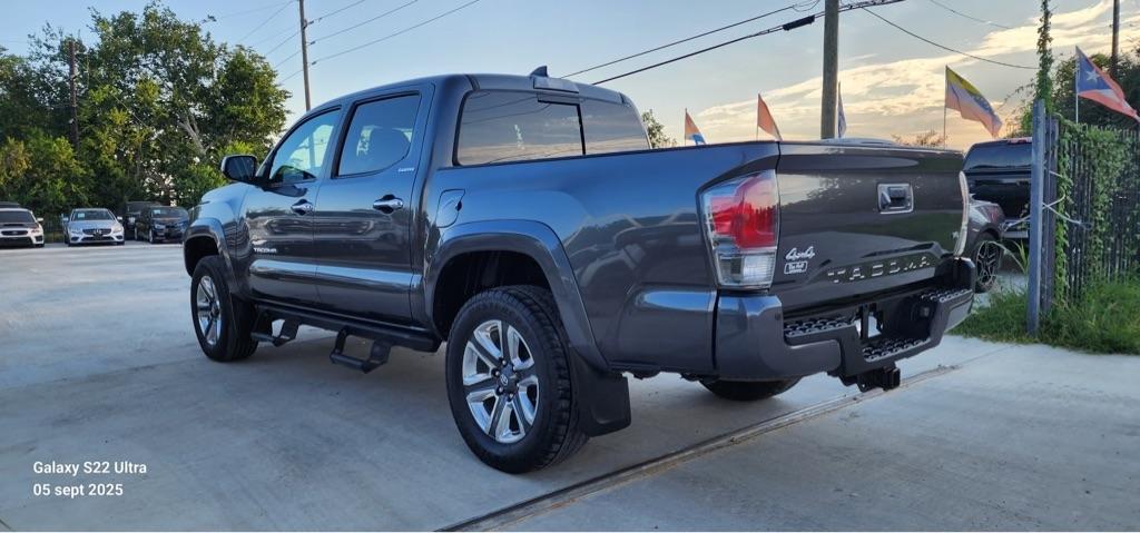 Toyota Tacoma Limited Double Cab V6 6AT 4WD 2017