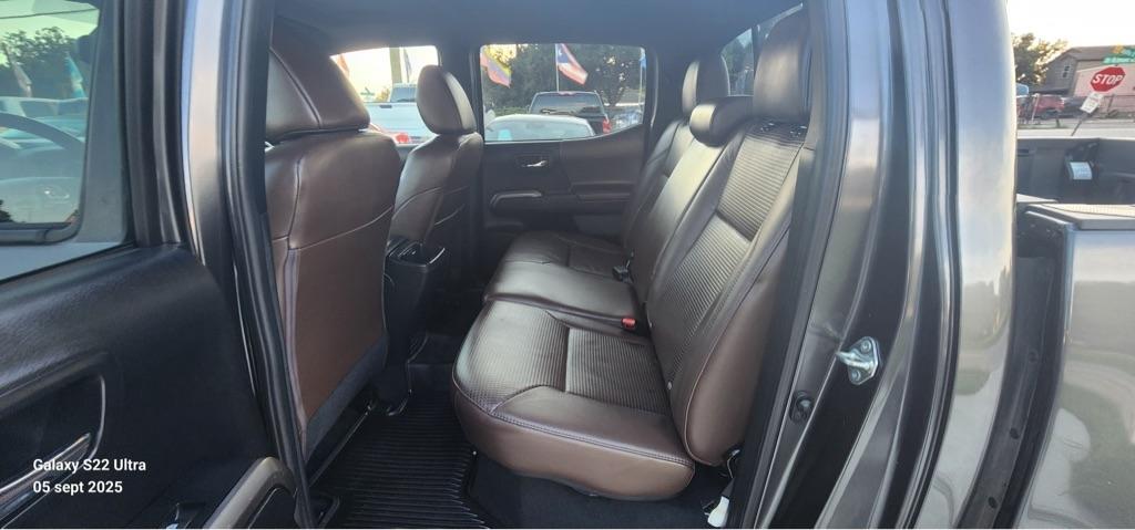 Toyota Tacoma Limited Double Cab V6 6AT 4WD 2017