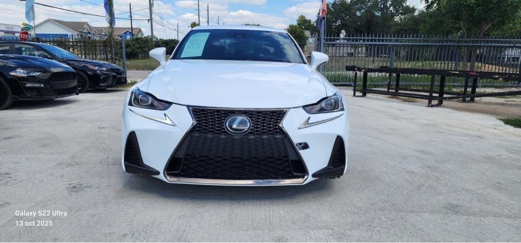 Lexus IS 200t 2017